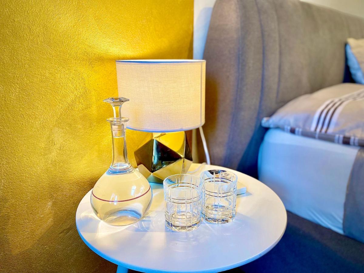 Golden Suite Marta Malpensa Milano-Laghi Busto Arsizio Zewnętrze zdjęcie