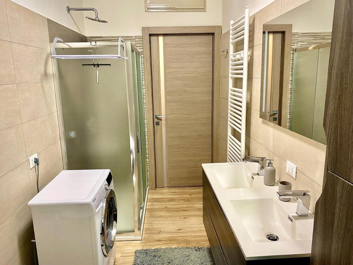 Golden Suite Marta Malpensa Milano-Laghi Busto Arsizio Zewnętrze zdjęcie